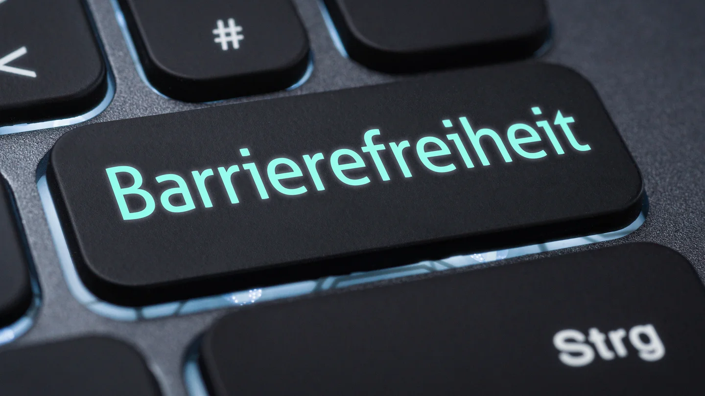 Computertastatur mit einer Barrierefreiheit-Taste