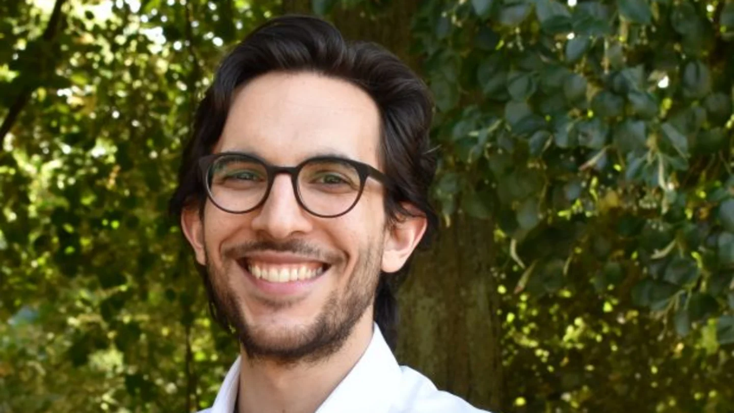 Portrait of Emre Sertoez