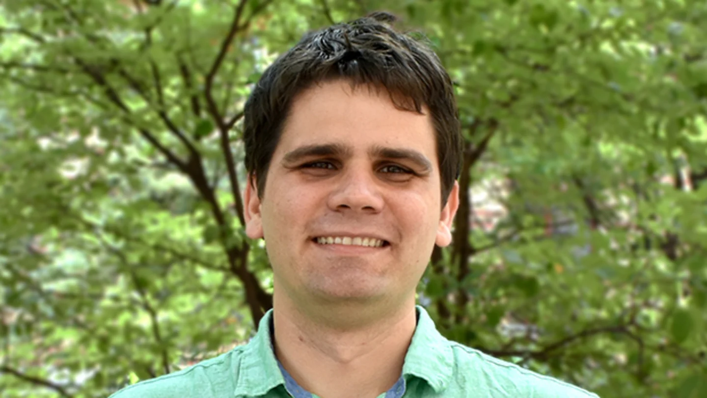 Portrait of Yairon Cid-Ruiz